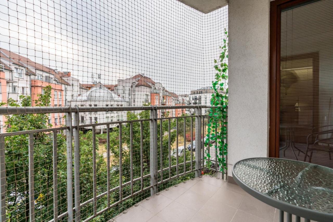 Modern Minimalism Near Old Market By Renters Poznan