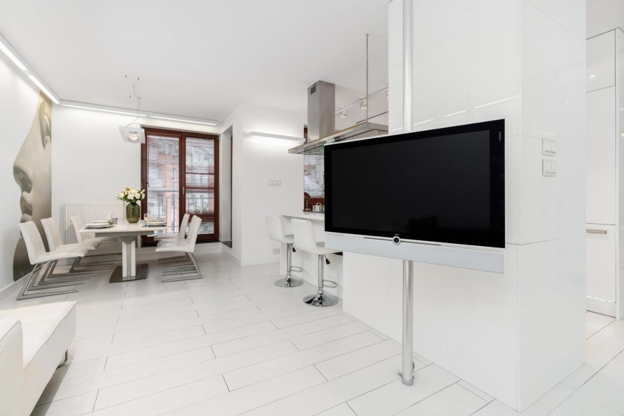 Apartment Modern Minimalism Near Old Market By Renters *
